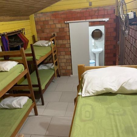 Hostel Encantadas Ecologic 일랴 두 멜 외부 사진